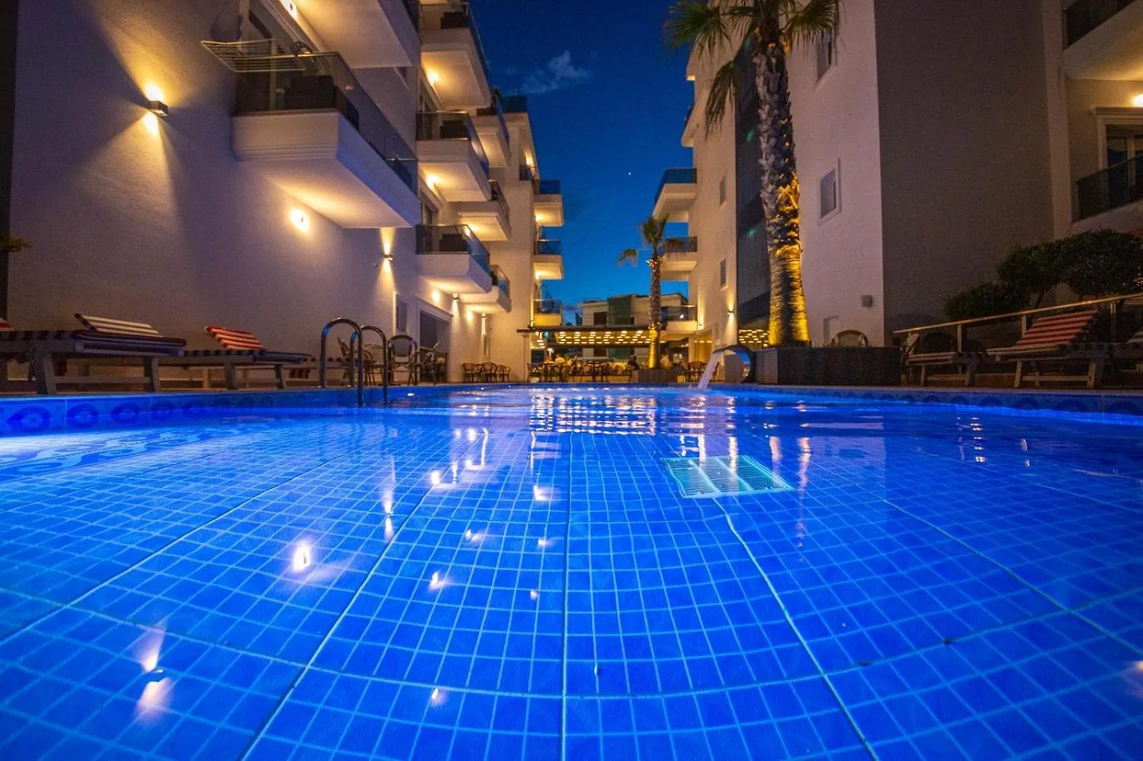 L'Amo Del Mare Hotel Ksamil 4*,  Albania